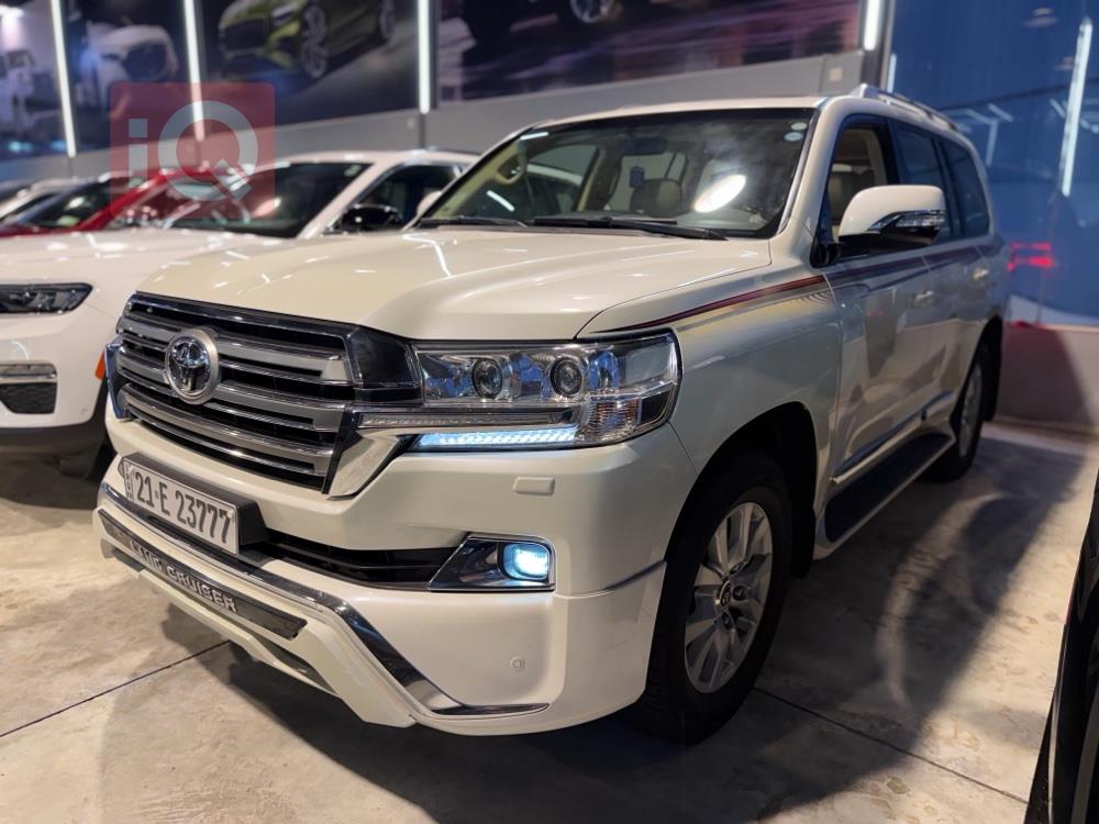 تويوتا لاندكروزر